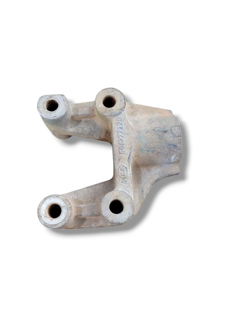 Suporte Engate Rebocador Iveco Tector