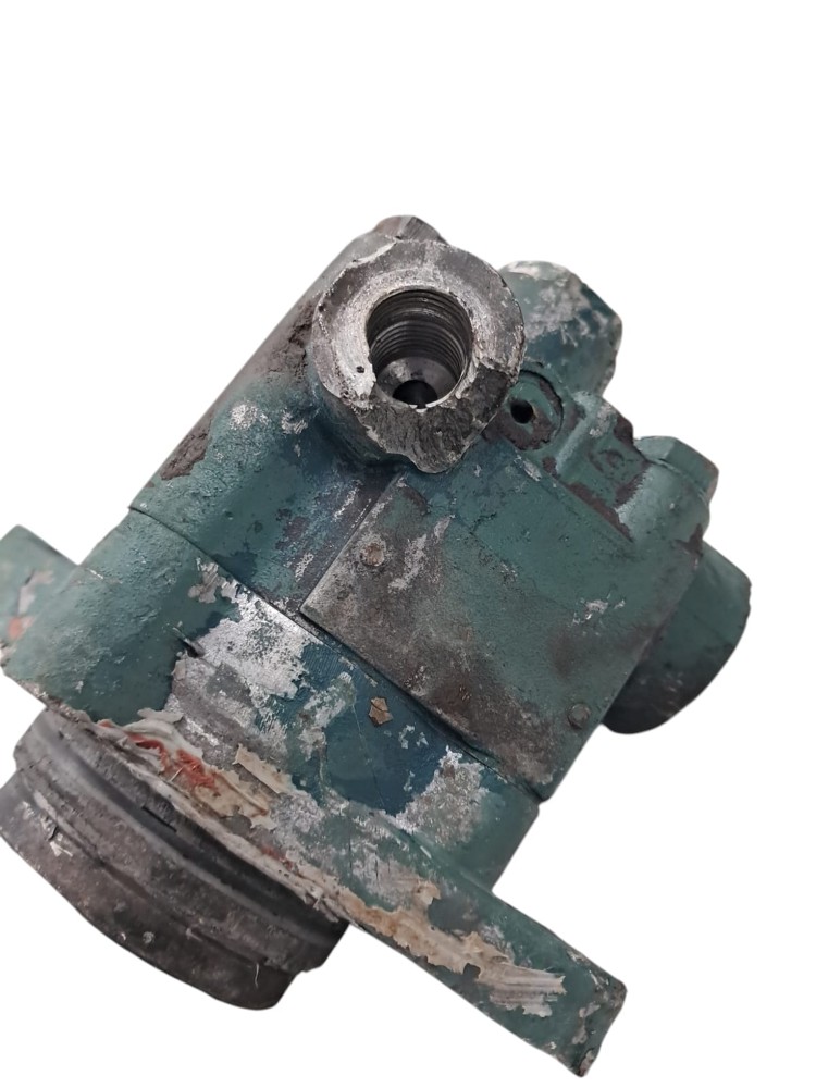 Carcaca Bomba Hidraulica Volvo 6