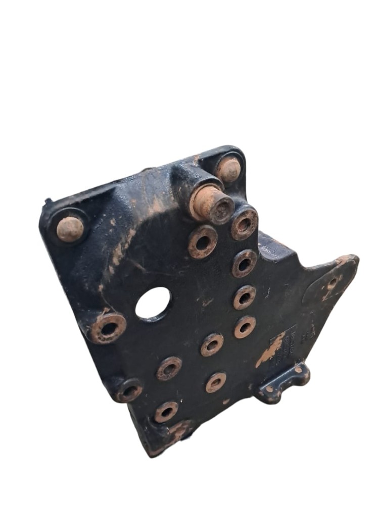 Suporte Travessa Suspensao  Mola Volvo VM 4