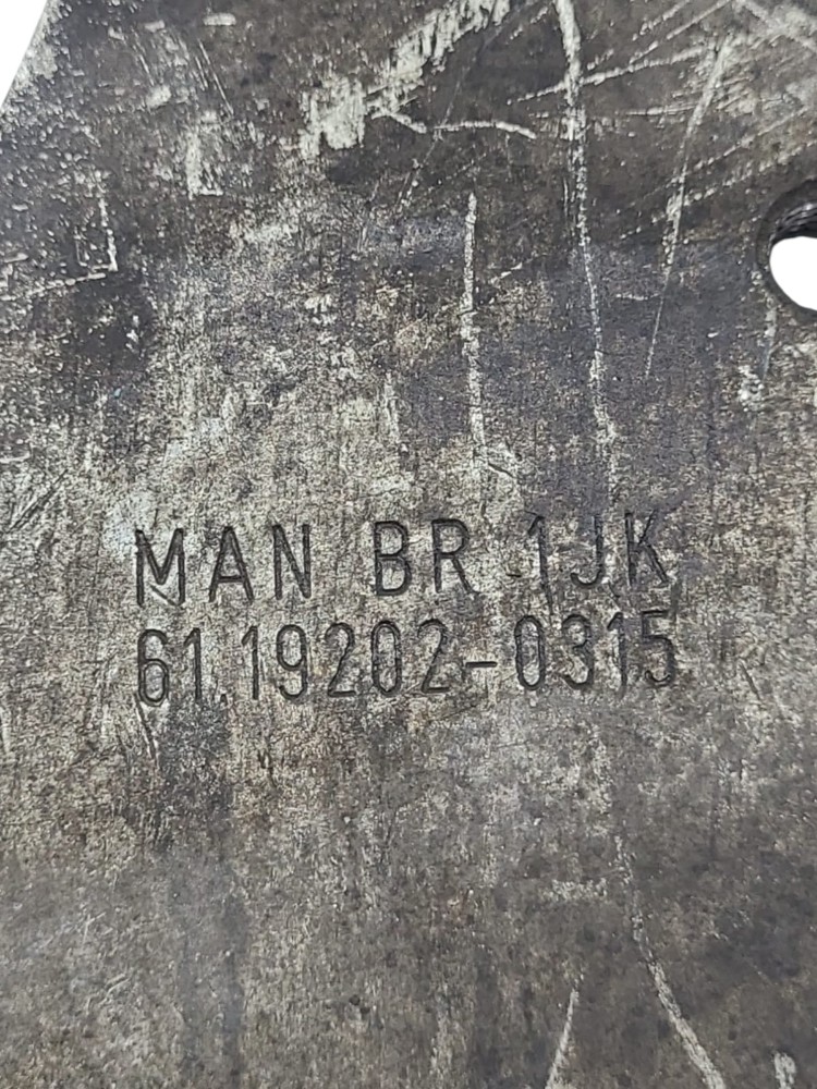 Suporte Valvula Egr MAN  2005 a 2020 5