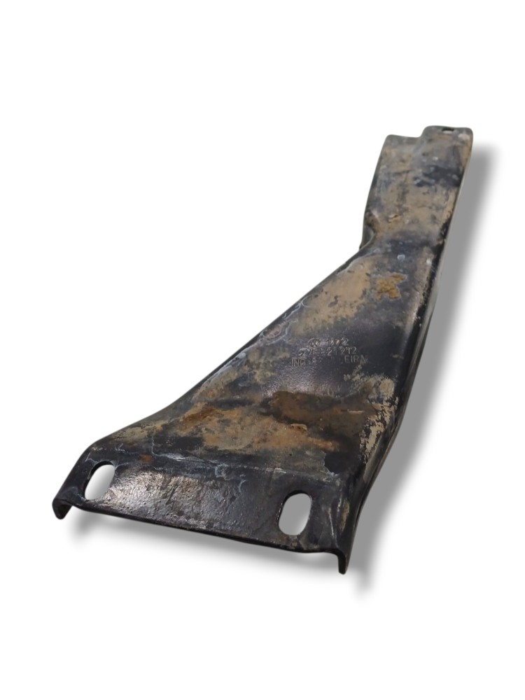 Suporte Lateral Estribo Direito Vw 13.150 2