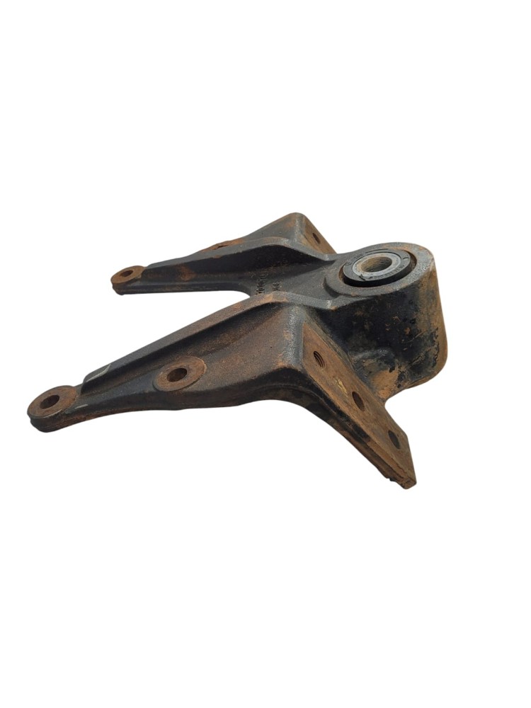Suporte Mola MB Dianteira 9