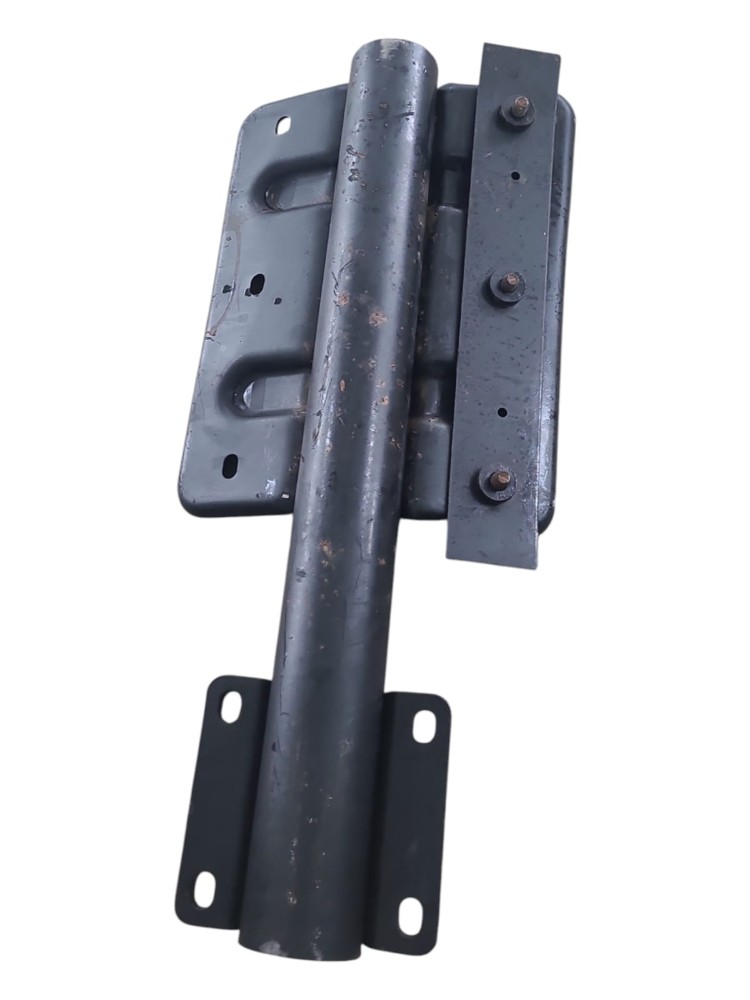 Suporte Paralama Ford Cargo 4