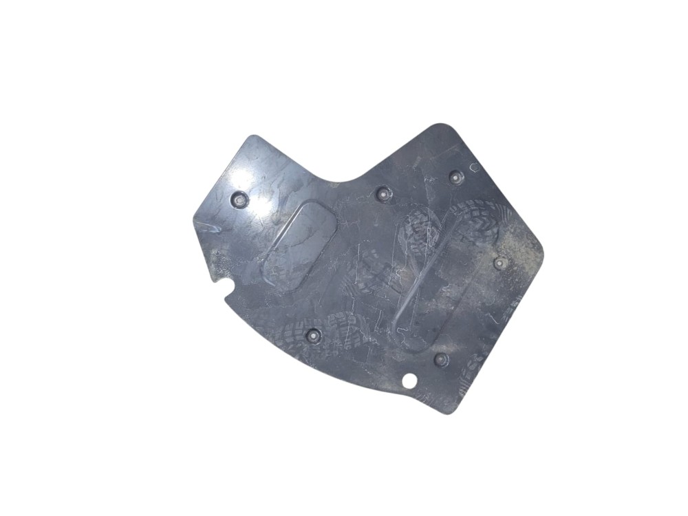 Defletor Calor Tanque Arla Volvo 2