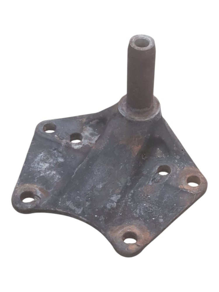 Suporte Mola Traseiro Vw 8140 1994 A 2000 3