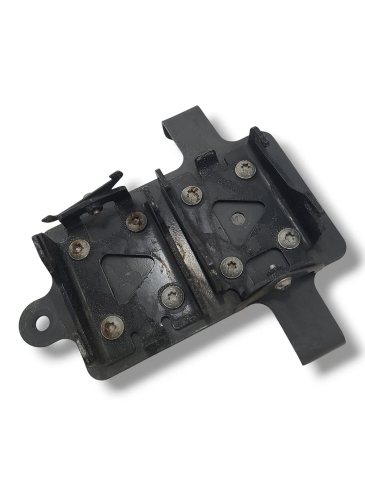 Suporte Valvula Dosadora Mb Actros 2548 018 2