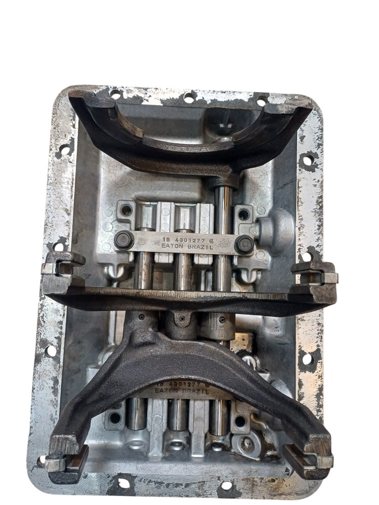 Tampa Seletora Caixa Cambio Eaton Fsi 4205 4