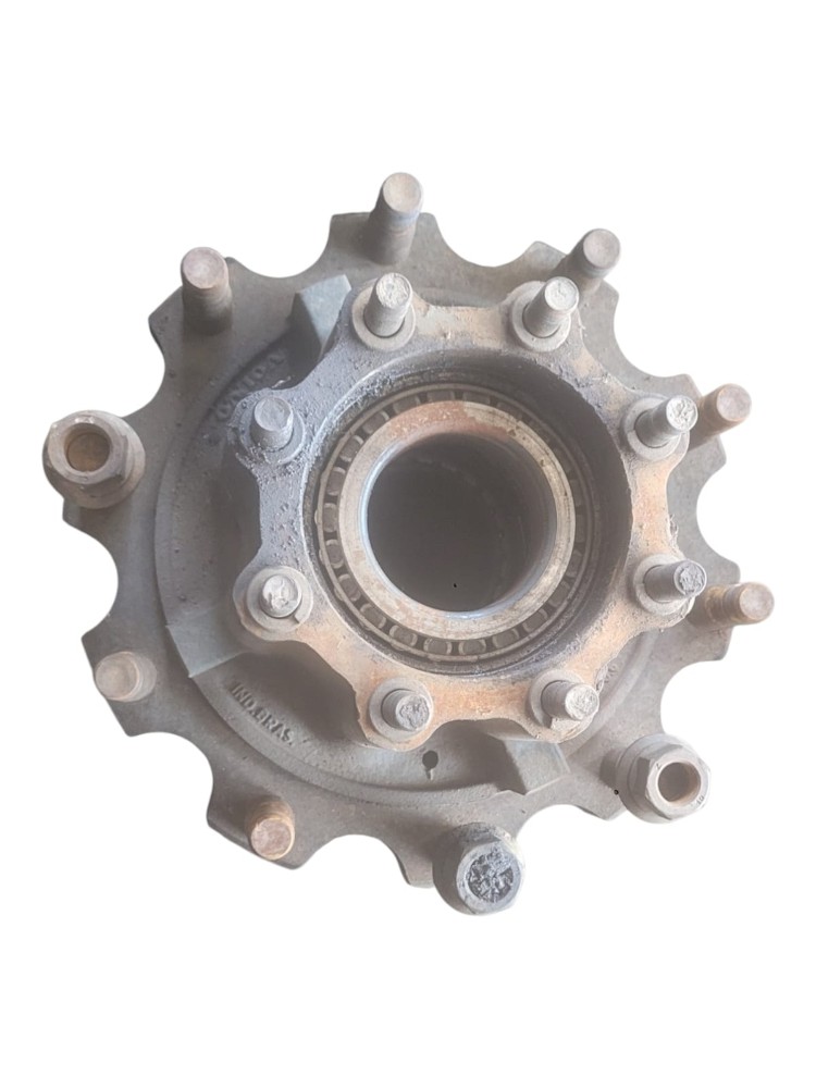 Cubo Roda Tracao Volvo Vm 260 2006 A 2011 1