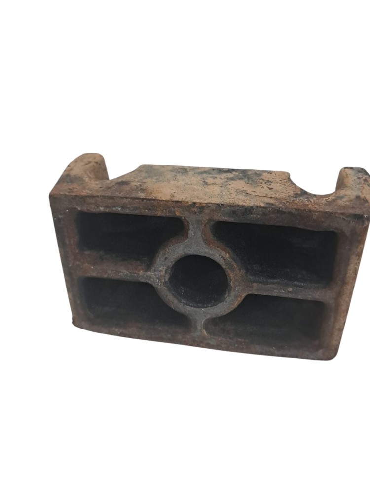 Calco Grampo Mola Ford Cargo 4