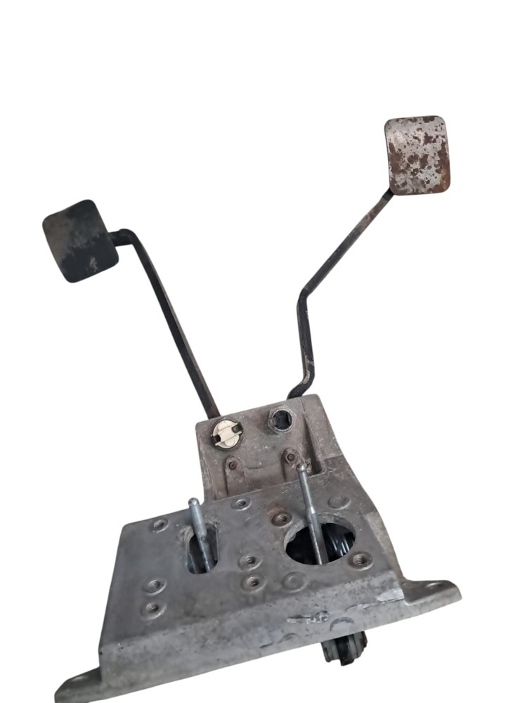 Suporte Com Pedal Freio Vw Delivery 9160 1