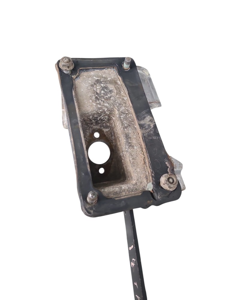 Suporte Pedal Embreagem Mb 709 5