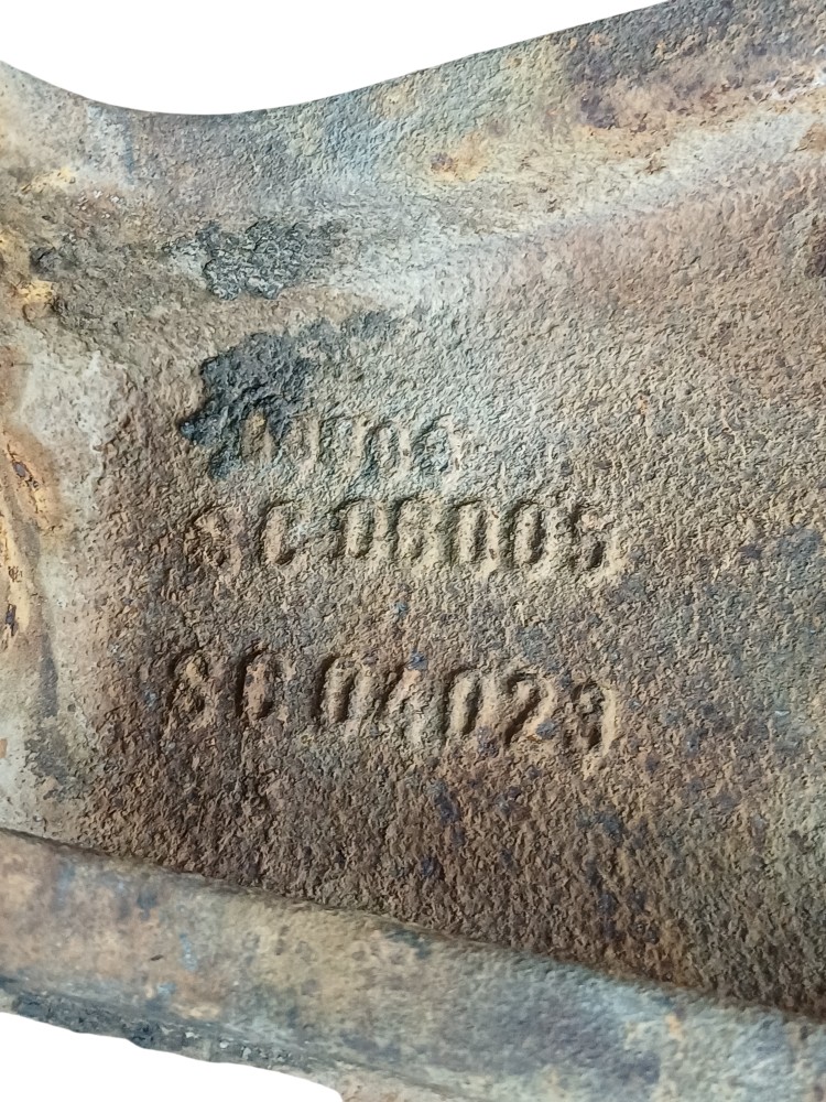 Suporte Mola Dianteiro Ford Cargo 6