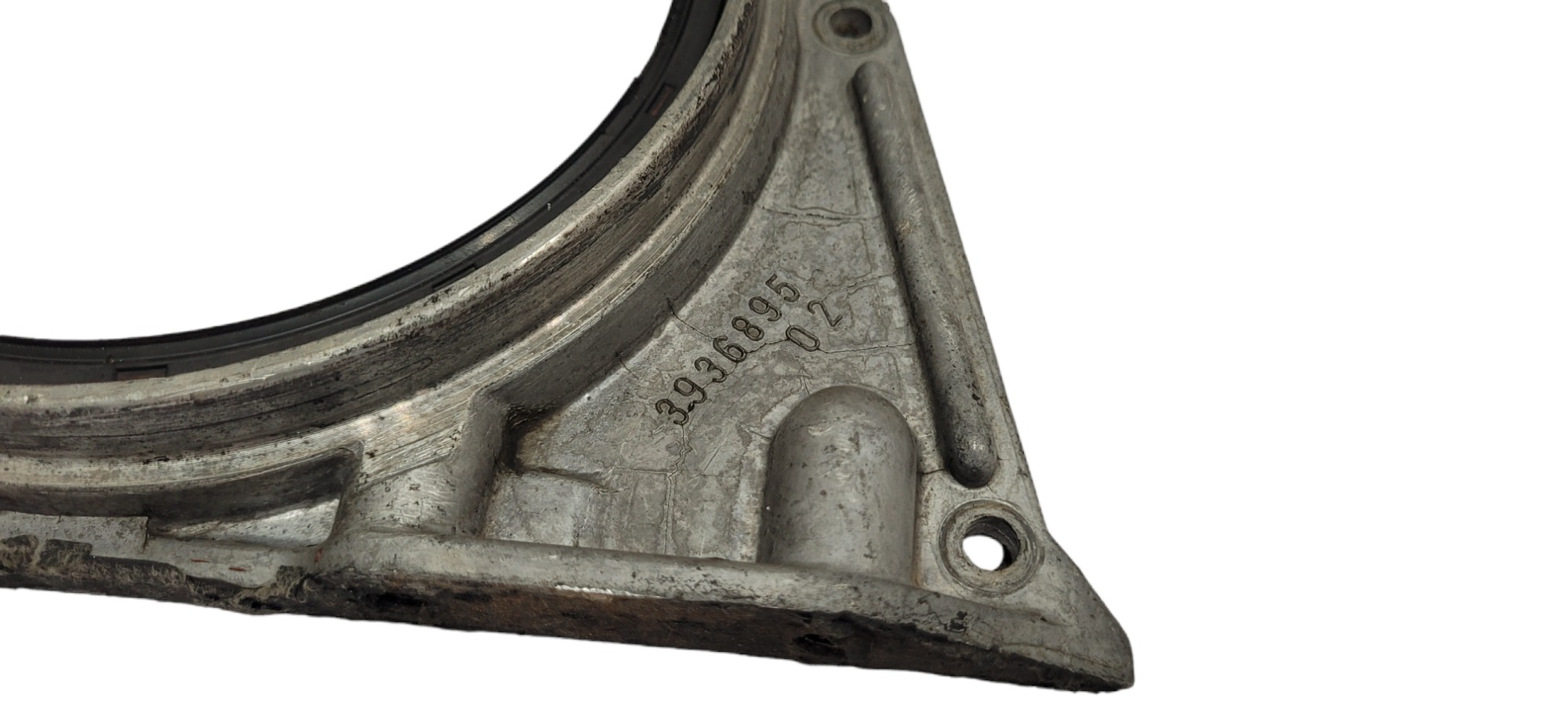 Tampa Traseira Retentor Motor Cummins F4000  3936895 7