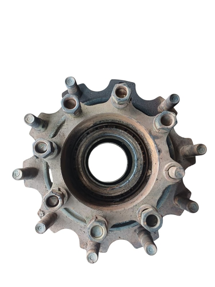 Cubo Roda Tracao Volvo VM 260 1