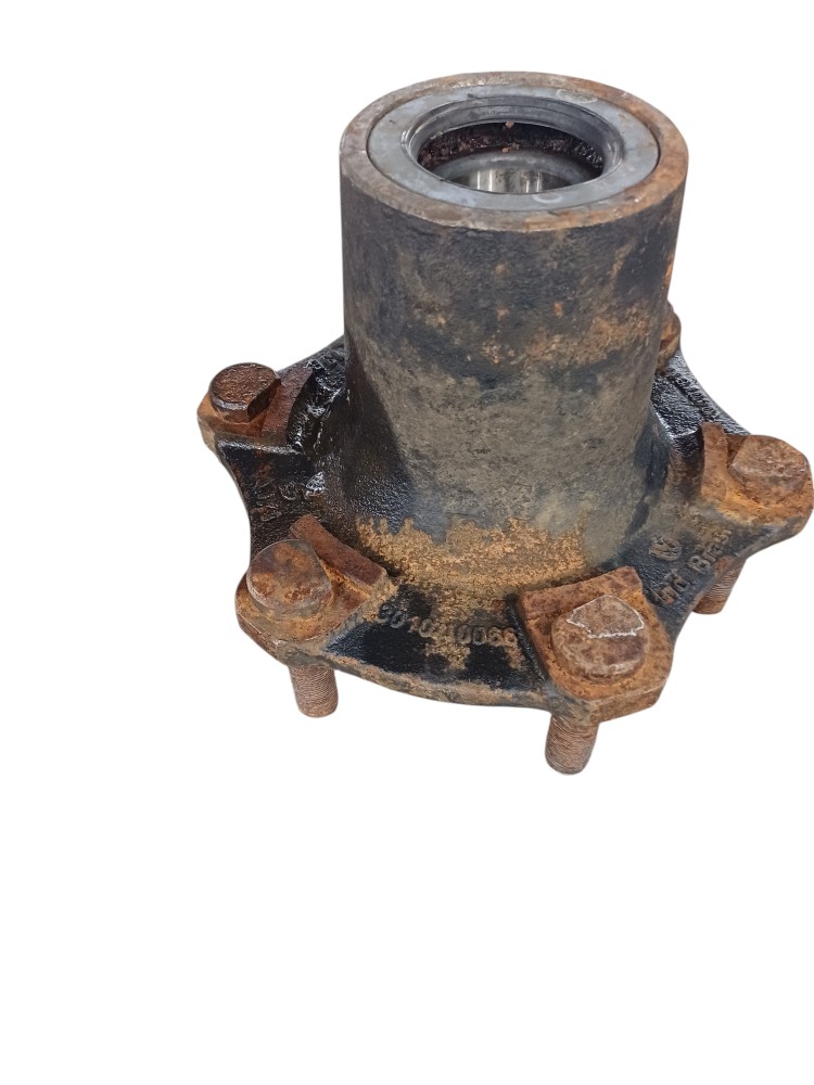 Cubo Roda Dianteiro Vw 8120 2012 3