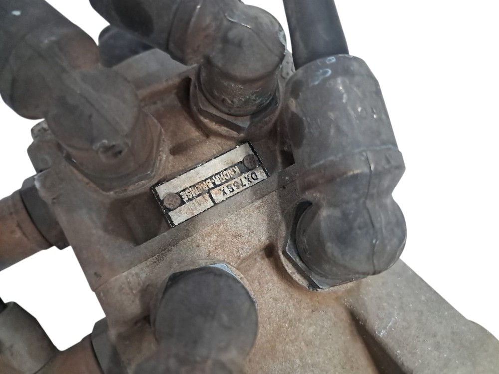 Valvula Pedal Freio 6 Saida 370 2003 5