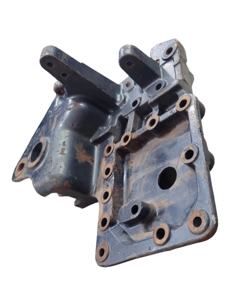 Suporte Travessa Mola Suspensao Volvo VM 20892772 5