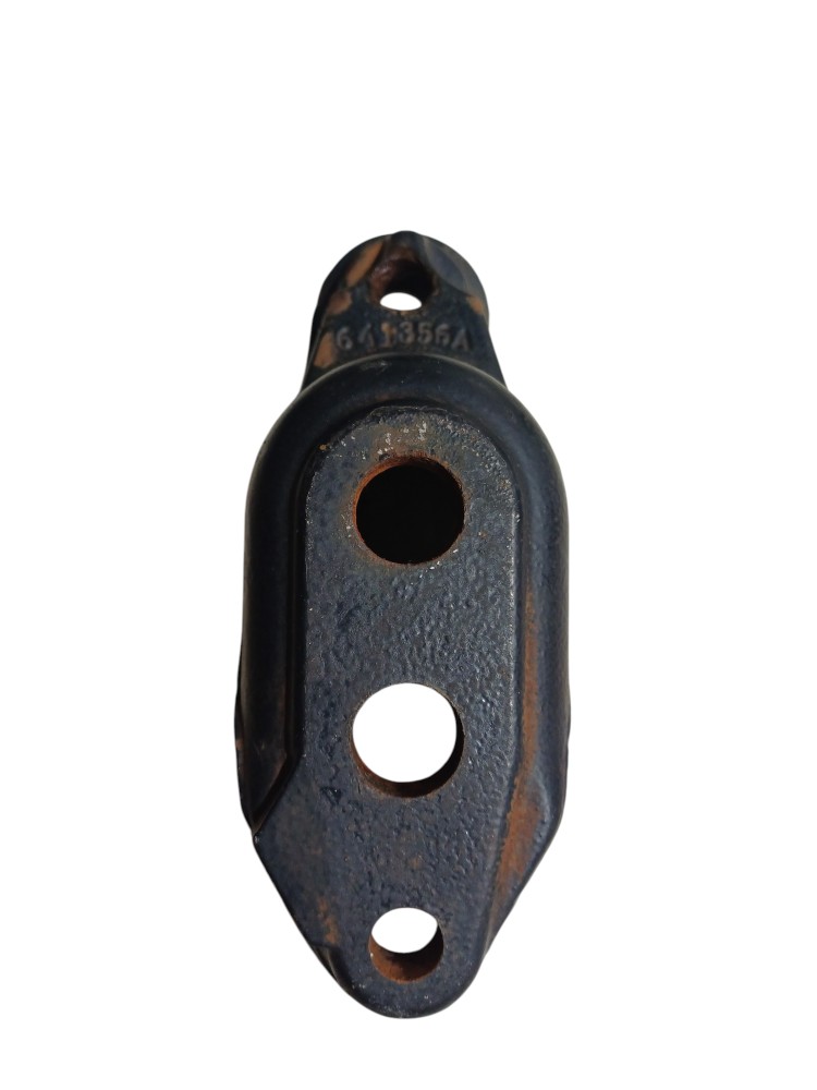 Suporte Amortecedor Volvo Vm 310 Dianteiro 4