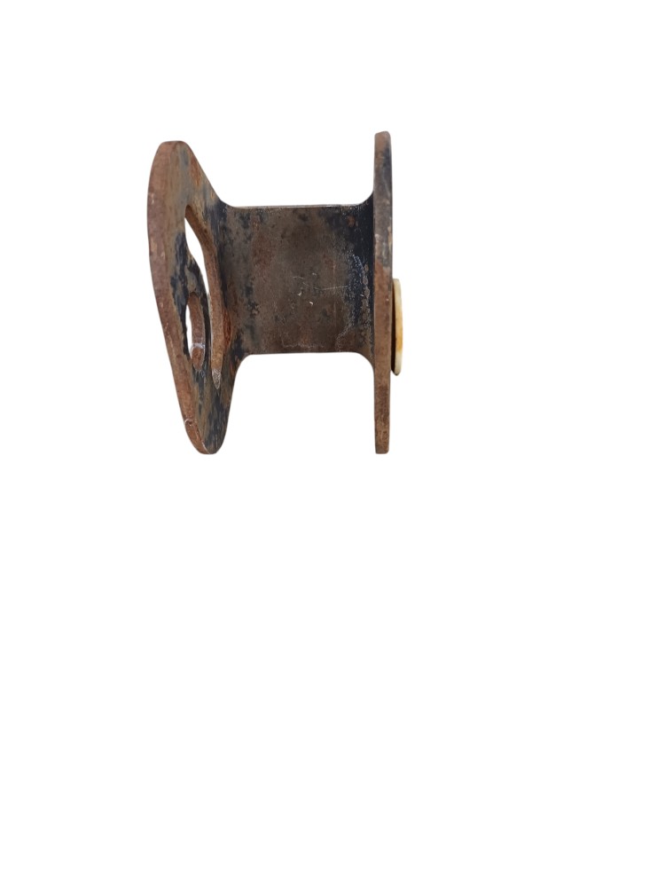 Suporte Amortecedor Cabine Ford 815 2021 3