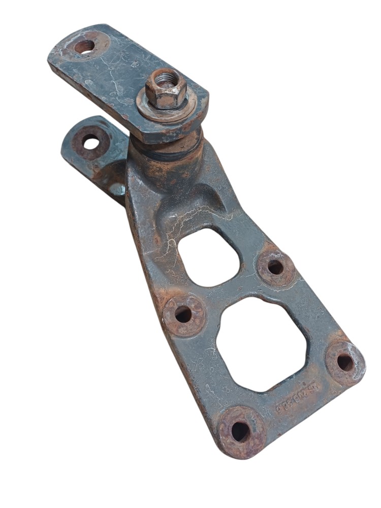 Suporte Mola Volvo Vm 240 260 Dianteiro 5