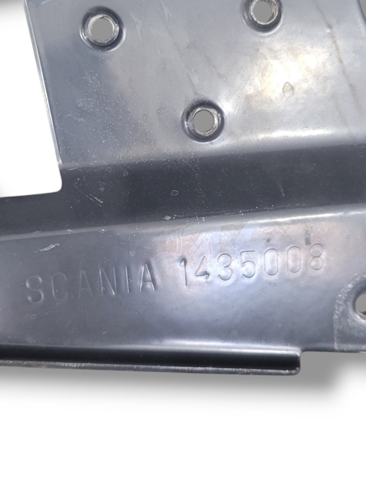 Suporte Painel Esquerdo Scania 6