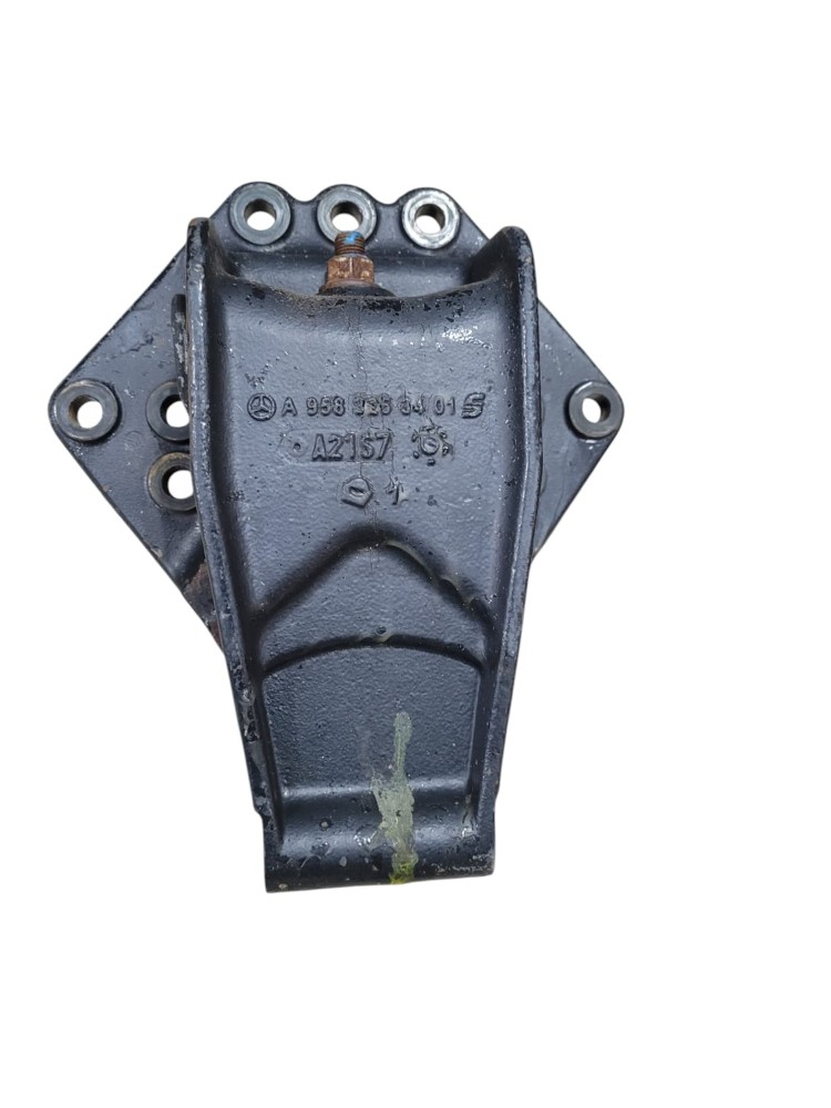 Suporte Caixa Bateria Cabine Mb Atego Dianteiro Não Se Aplica 1