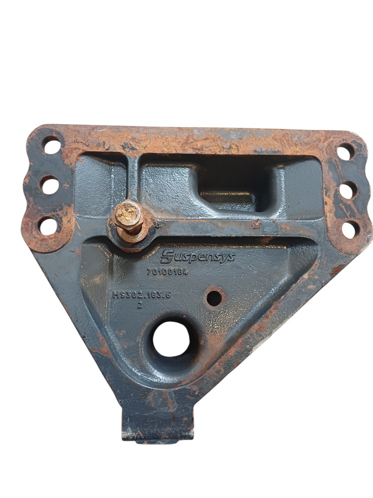Suporte Mola Suspensys Vw Constellation Direito 4