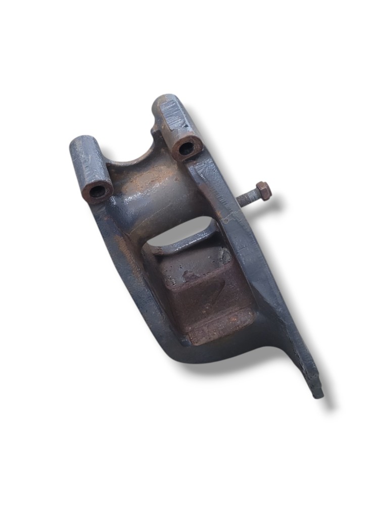 Suporte Suspensys Volvo Vm 270 2012 2013 VN32 4