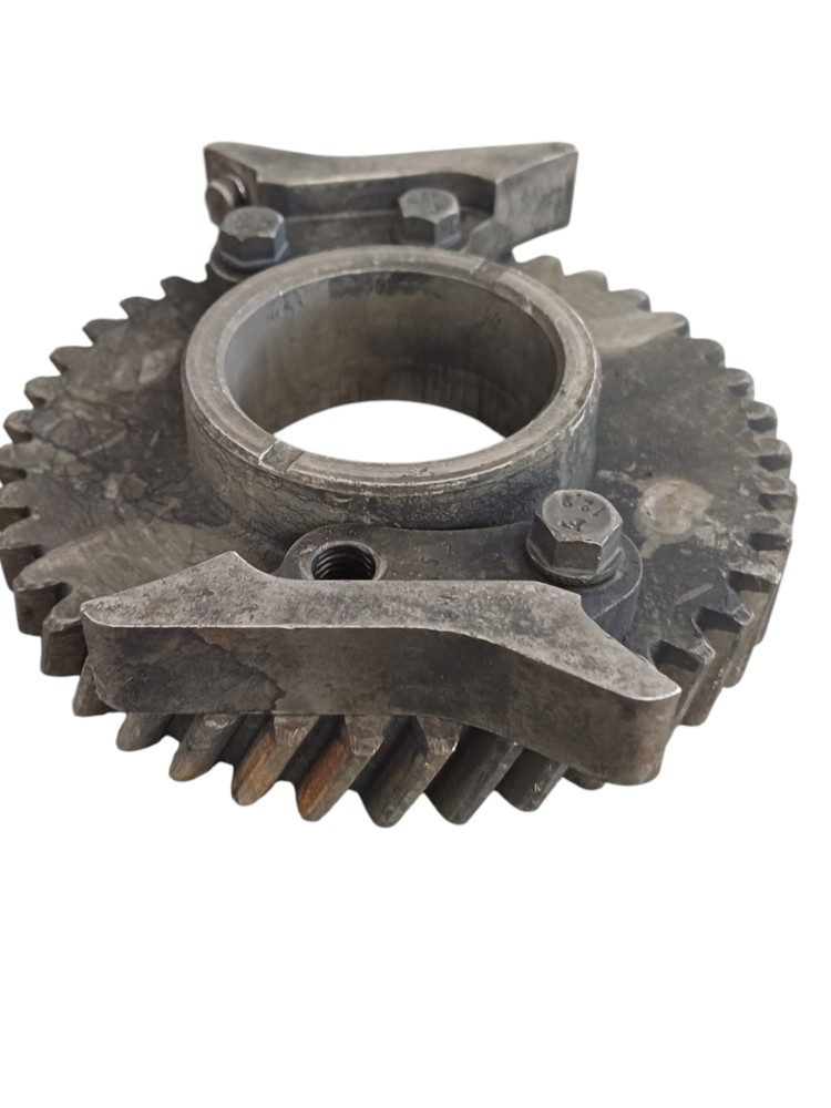 Engrenagem Avanço Motor Mb Om 352 6