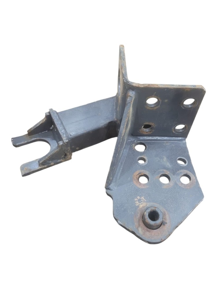 Suporte Parachoque Dianteiro Volvo Fh 2004 A 2014 4