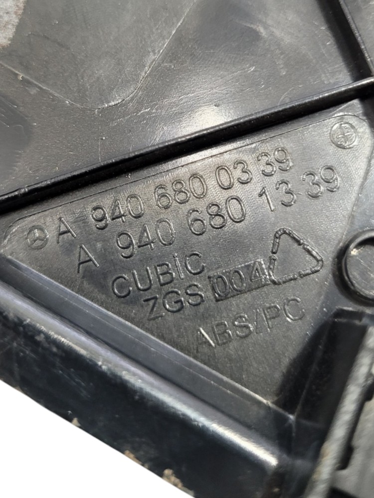 Moldura Botao Milha Mb Axor 7