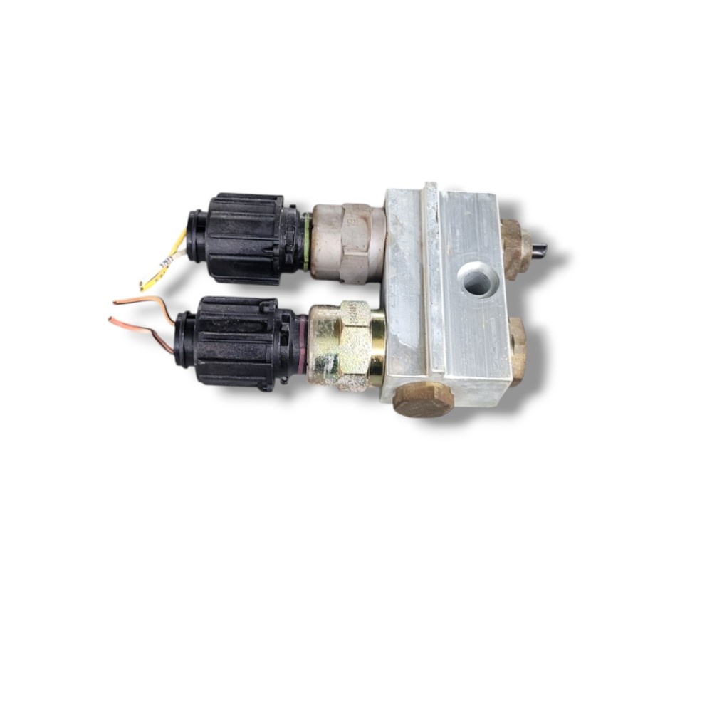 Caixa Válvula Pressão Ar Cabine Volvo 20375788