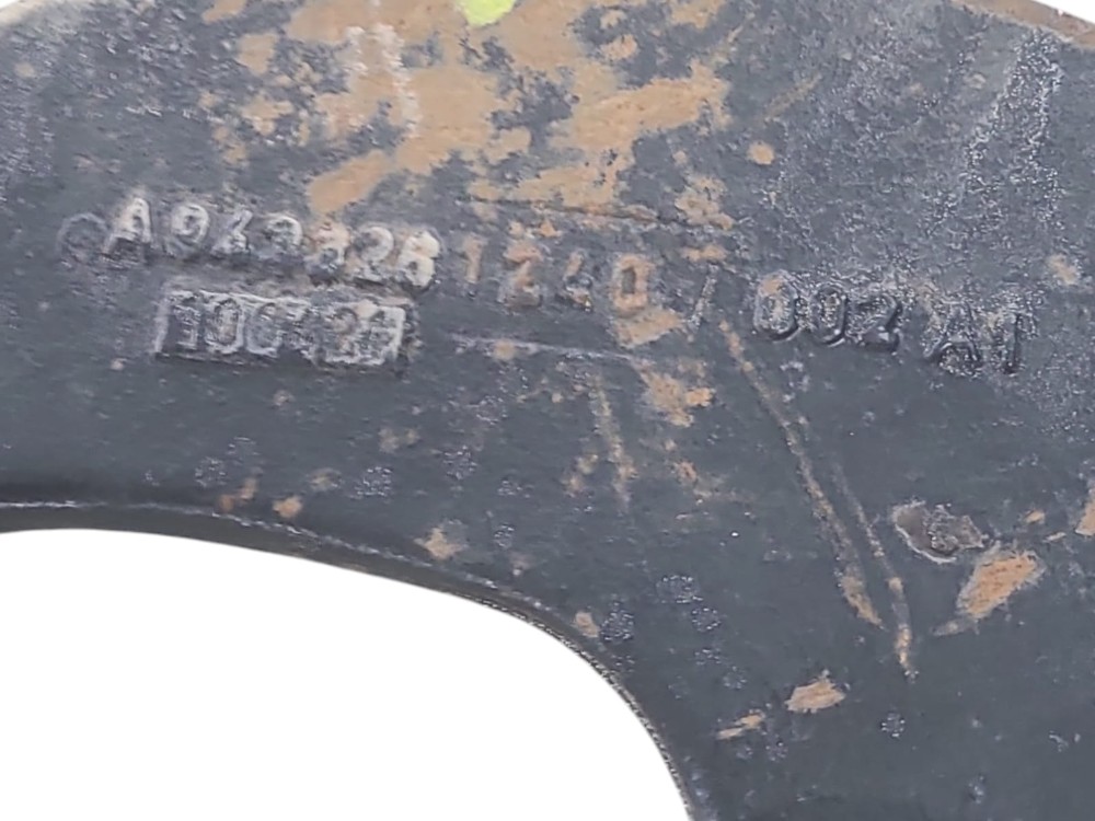 Suporte Mola Traseira Direita Mb Axor 6