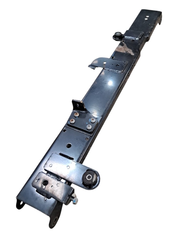 Suporte Lateral Radiador Vw Constellation 6