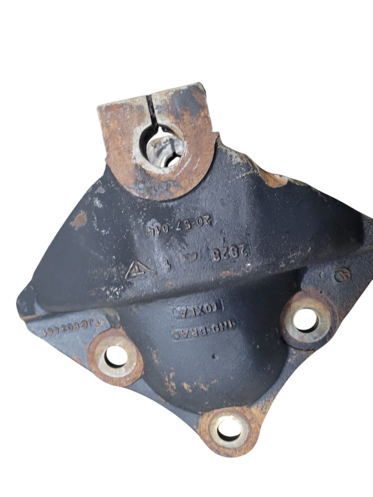 Suporte Mola Ford Cargo Dianteira 2