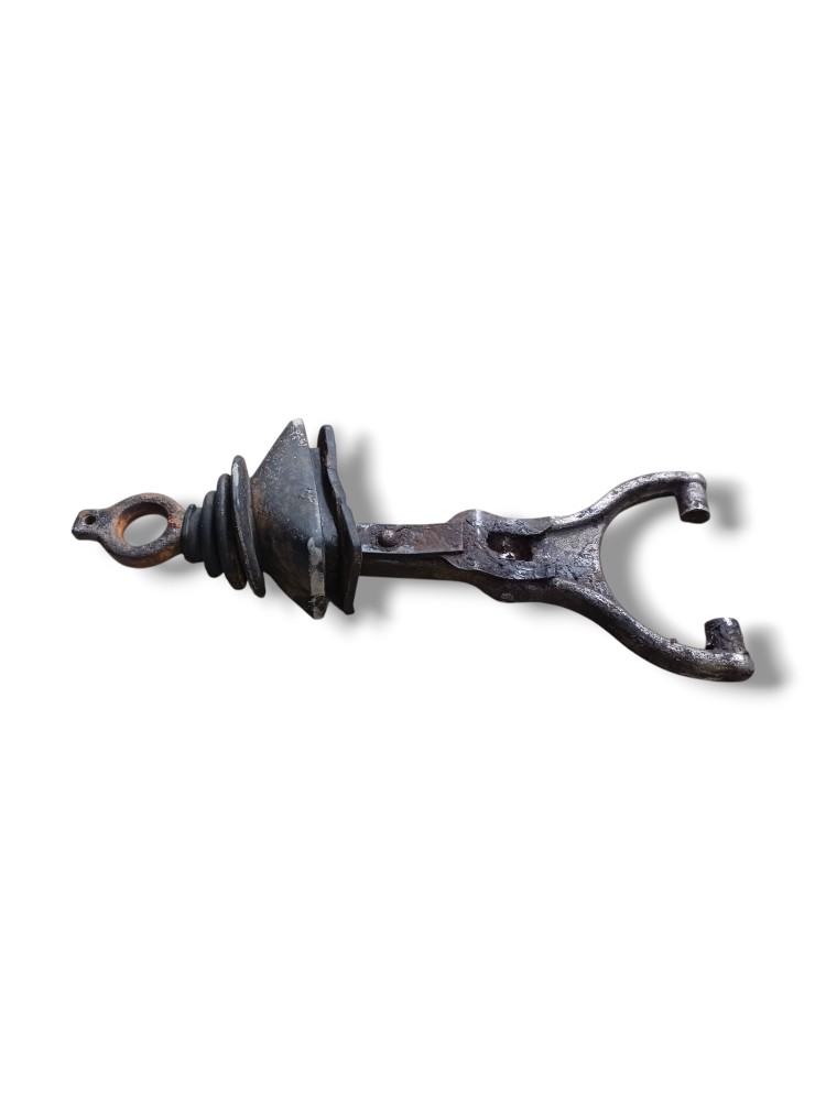 Garfo Embreagem Vw 7100 8150 4