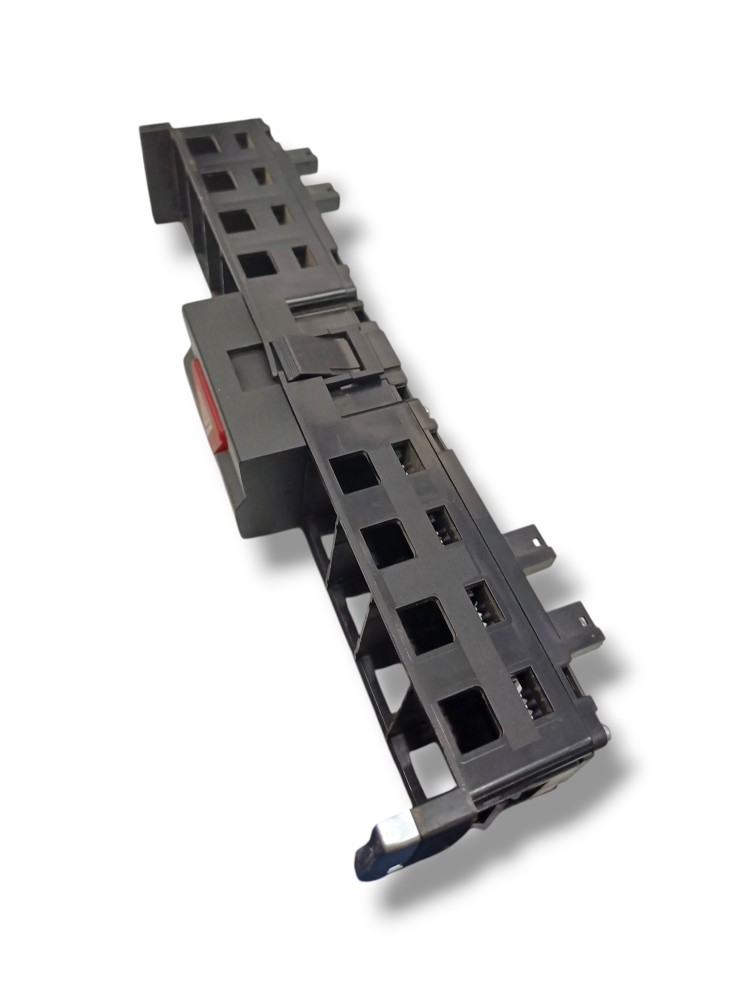 Botao Interruptor Pisca Alerta Mb New Actros Preto 2