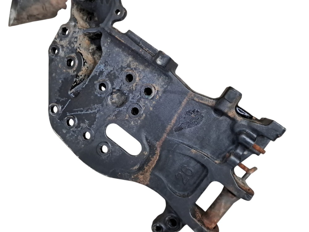 Suporte Esquerdo Parachoque Scania 1
