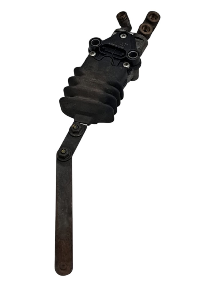 Valvula Nivelamento Cabine Mb Axor Actros 3