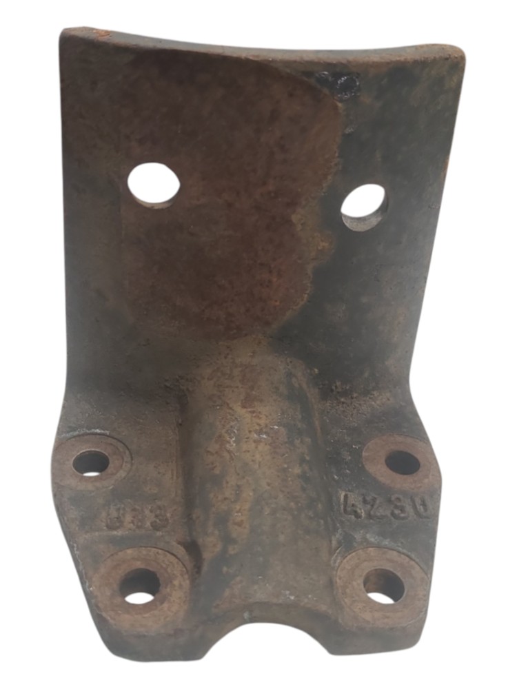 Suporte De Mola Auxiliar Ford Cargo 2