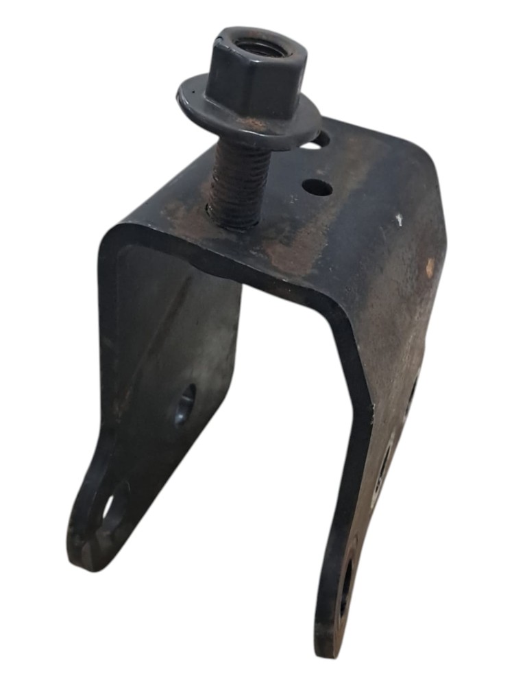 Suporte Suspensao Traseira Esquerda Cabine Mb Actros 5