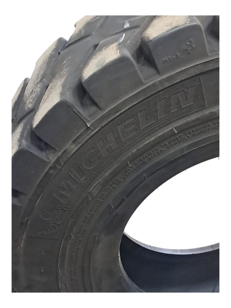 Pneu Michelin 700×12 Semi Novo 5
