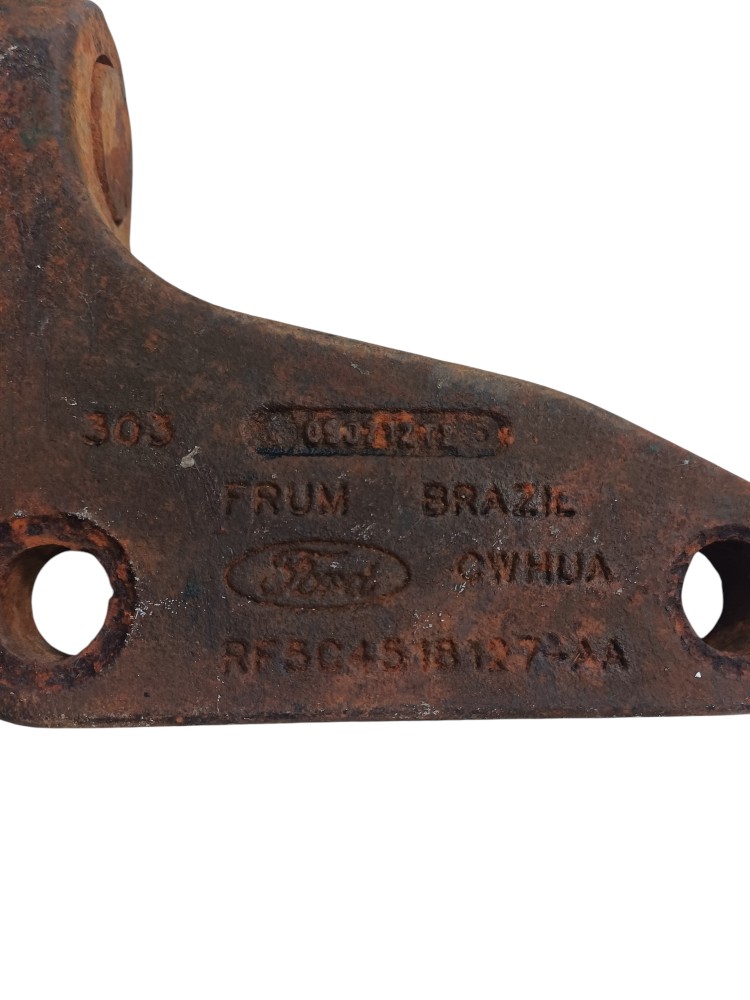 Suporte Inferior Amortecedor Ford Cargo 5
