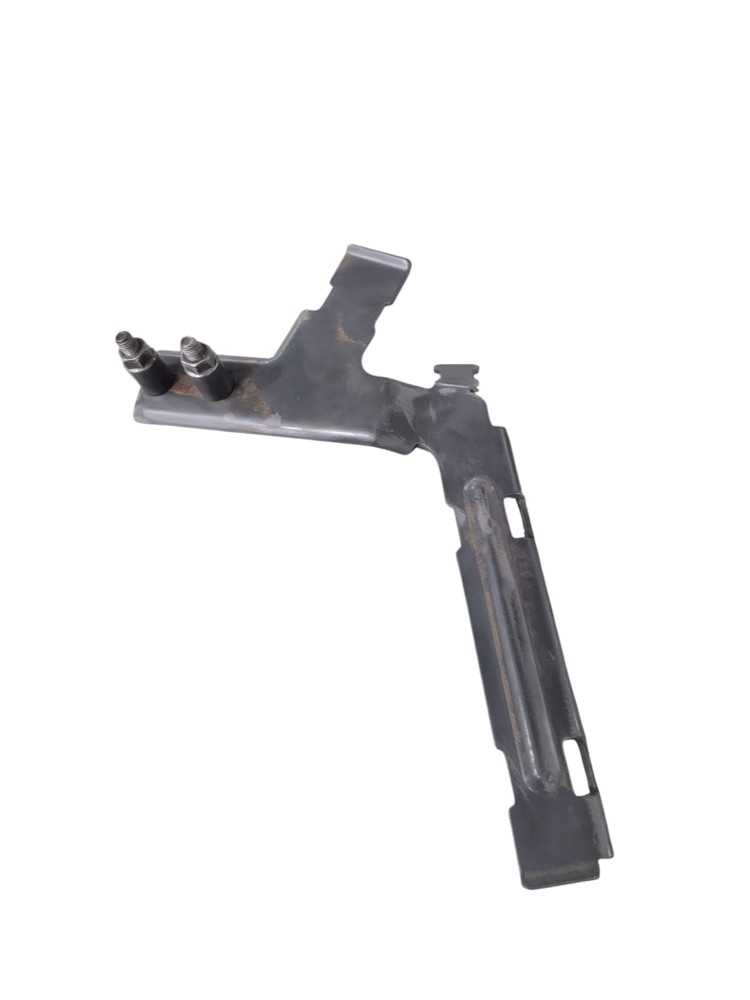 Suporte Paralama Cabine Scania Ntg