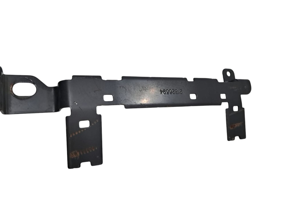 Suporte Chicote Eletrico Chassi Volvo 3