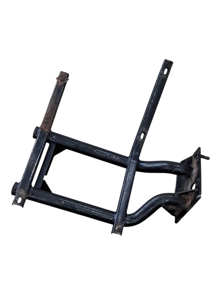 Suporte Paralama Traseiro Direito Vw Constellation 7