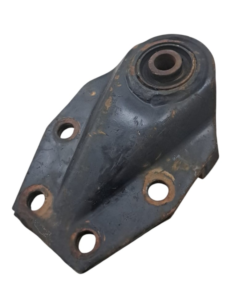 Suporte Feixe Mola Dianteiro Parte Traseira Ford Cargo 1