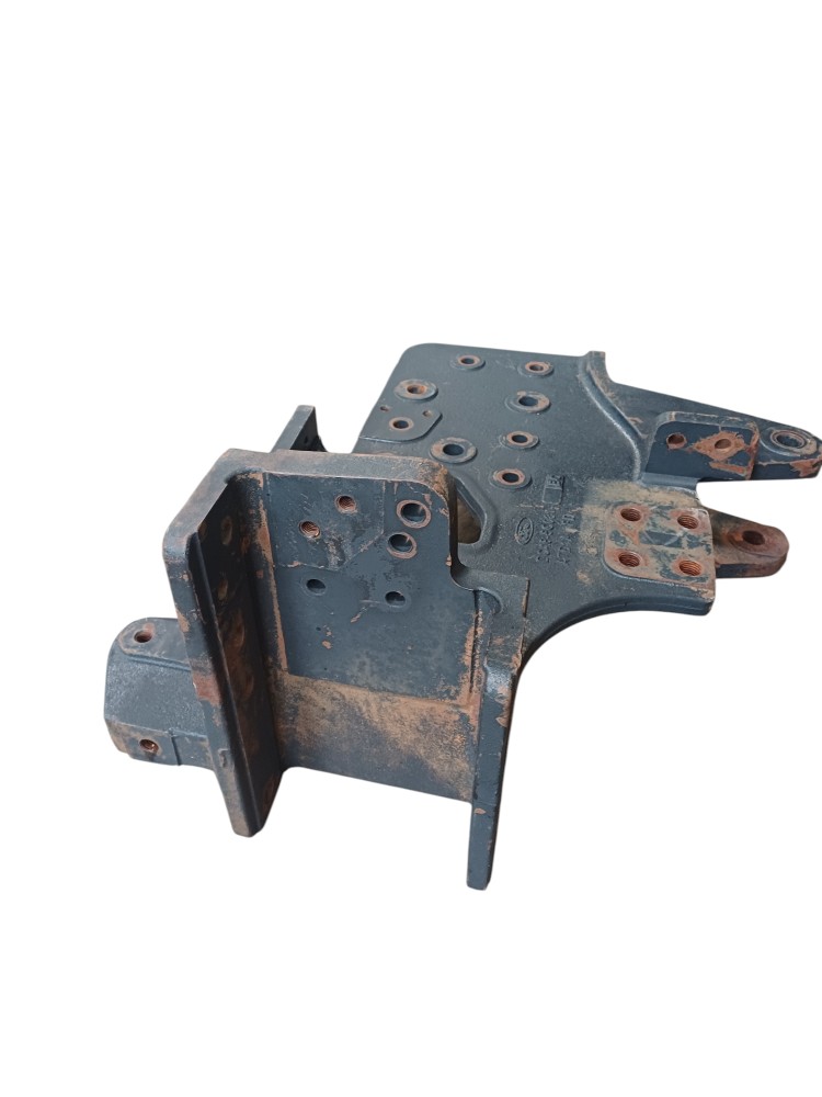 Suporte Chassis Ford Cargo 2042 Esquerdo 8