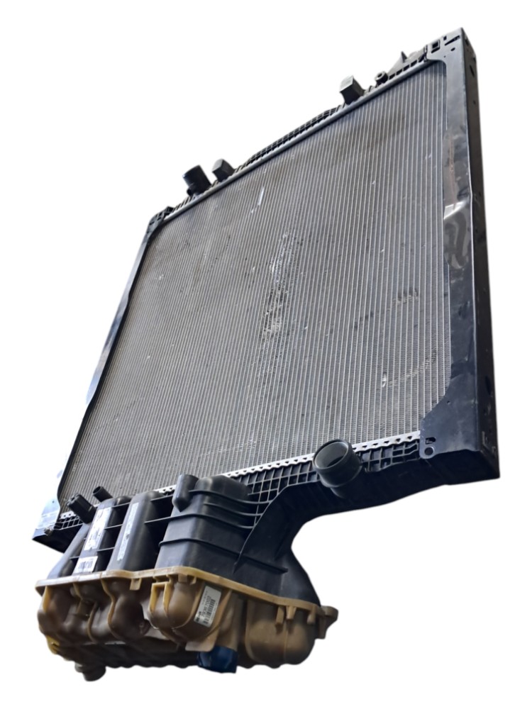 Radiador Man Tgx 29440 2017 4