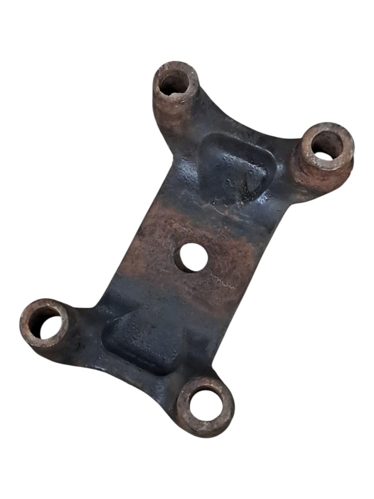 Suporte Feixe Mola Fixacao Diferencial Scania 4